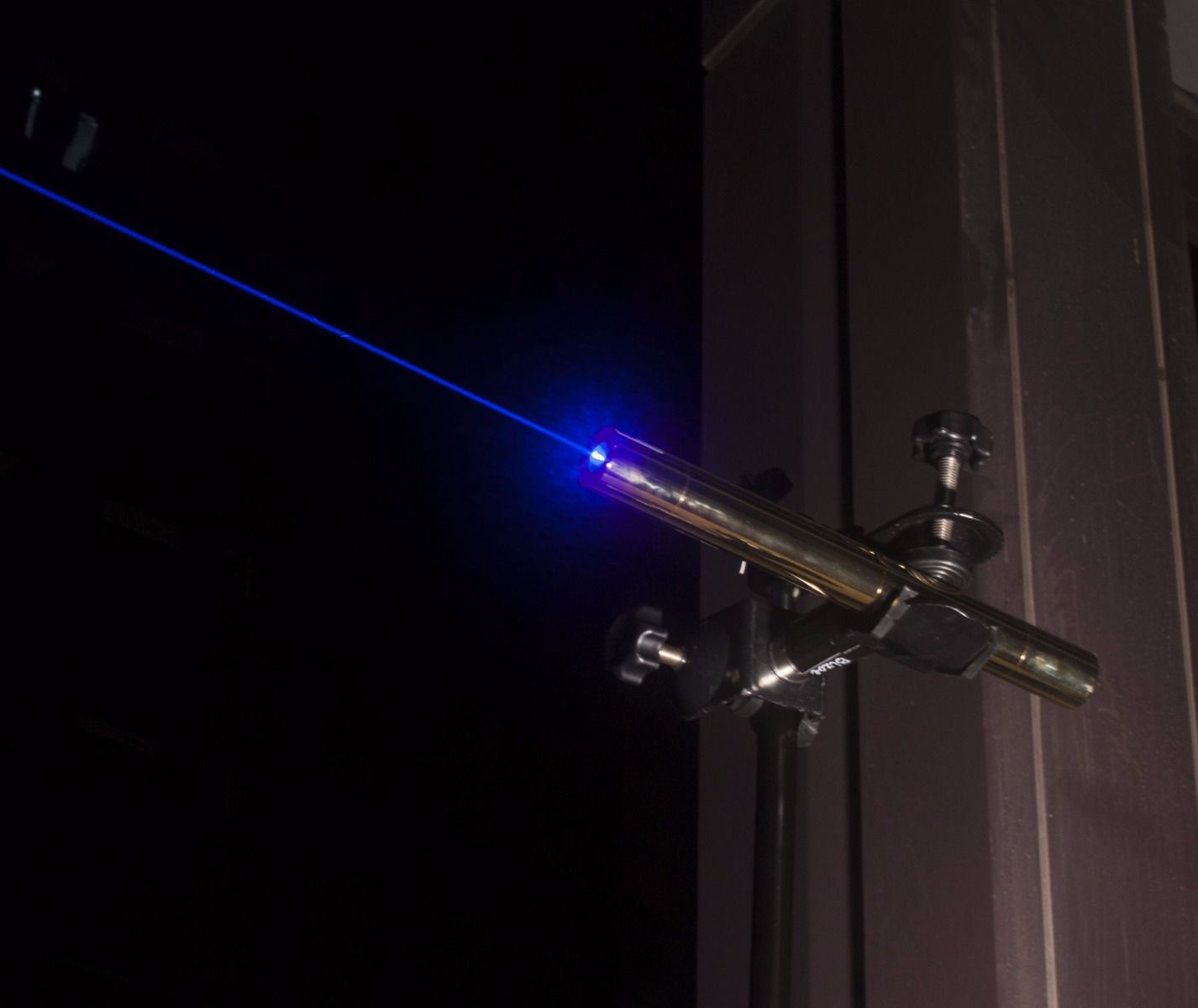 5000mW 450nm High Power Blue Burning Laser Pointer Copper Shell
